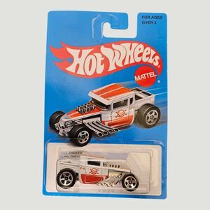 Hot Wheels Bone Shaker Retro Style Toy DNF 27   ITEM #3529
